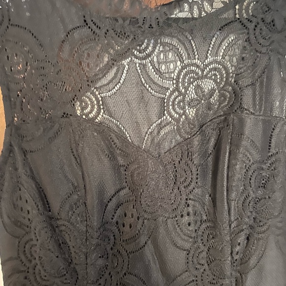 Francesca’s black lace swing dress size small nwot - Picture 2 of 4